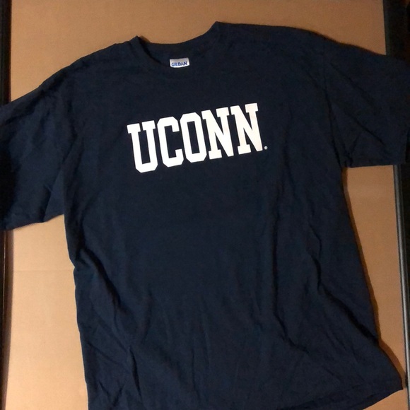 uconn tee shirts